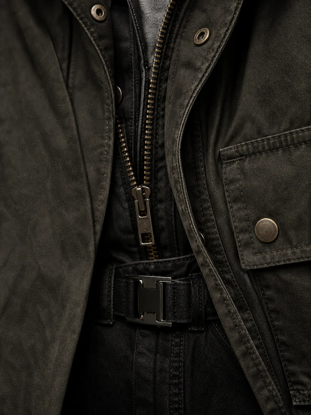 Photorealistic garment and apparel hardware application image